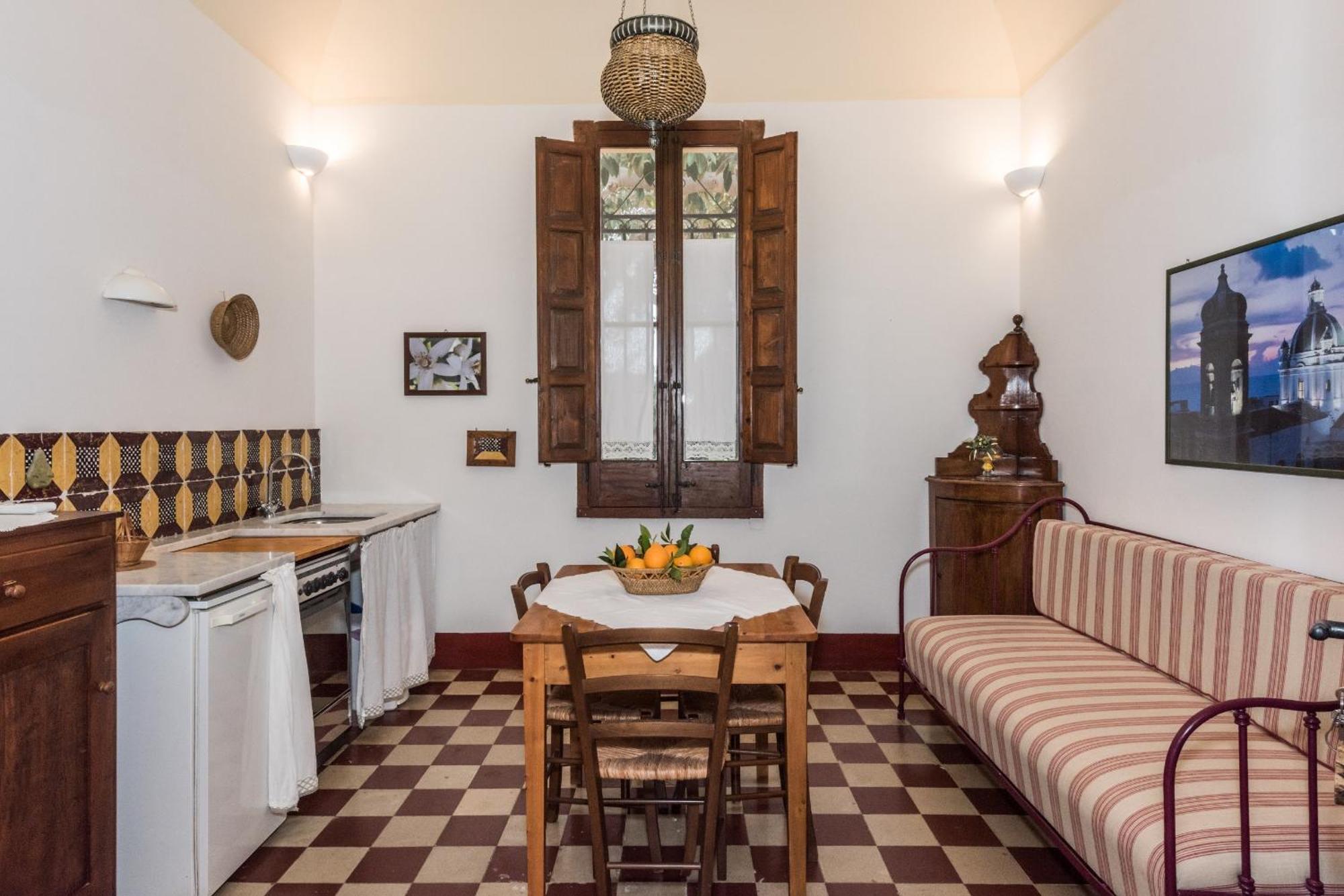 Azienda Agrituristica Tenuta Pizzolungo Erice Eksteriør billede