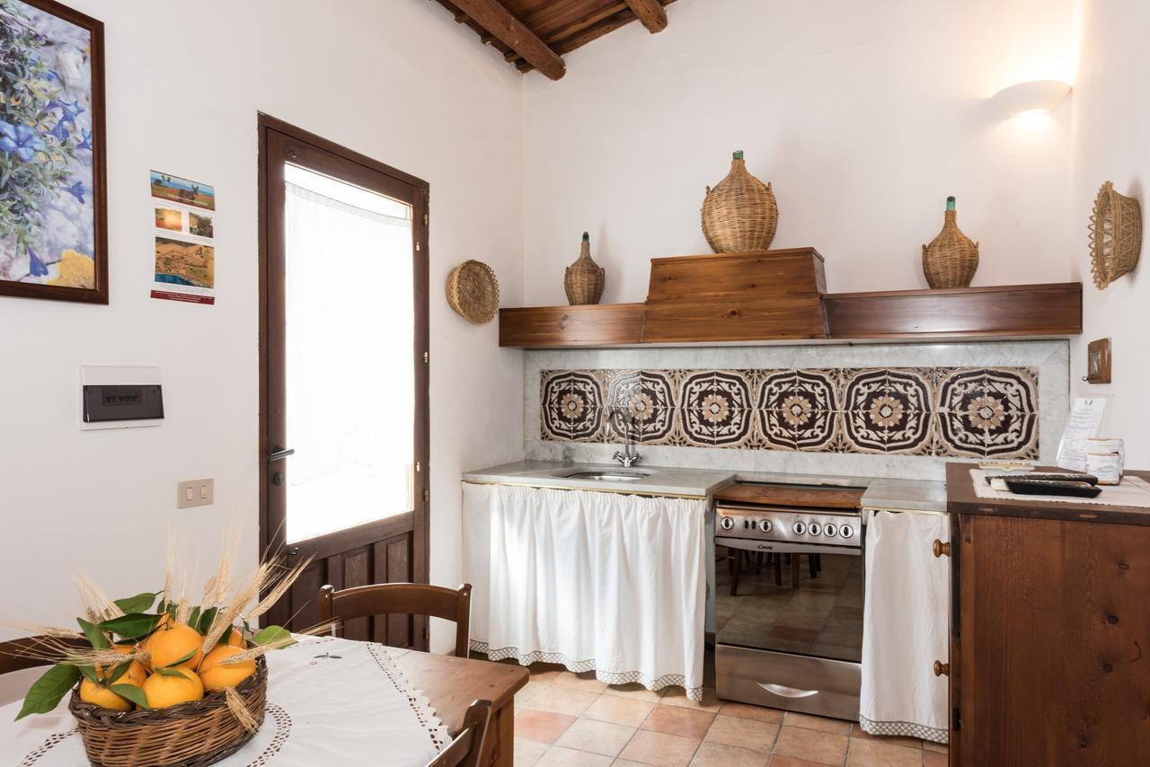 Azienda Agrituristica Tenuta Pizzolungo Erice Eksteriør billede