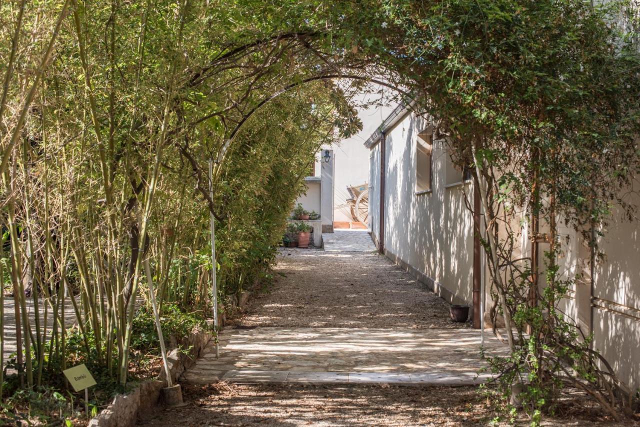 Azienda Agrituristica Tenuta Pizzolungo Erice Eksteriør billede